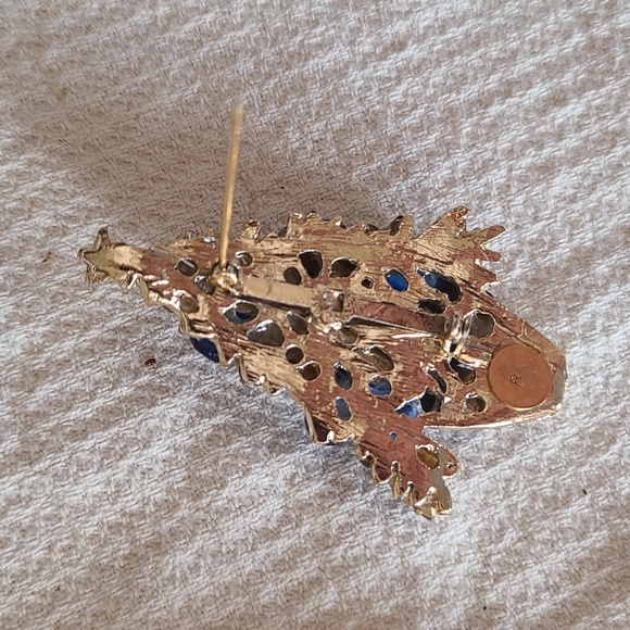 BG Rhinestone Pin - Picture 5 of 8